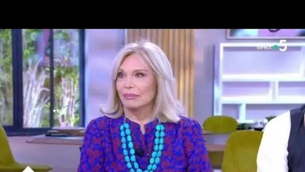 "J'aime changer" : Amanda Lear très vite lassée des hommes ? Sa confidence étonnante...