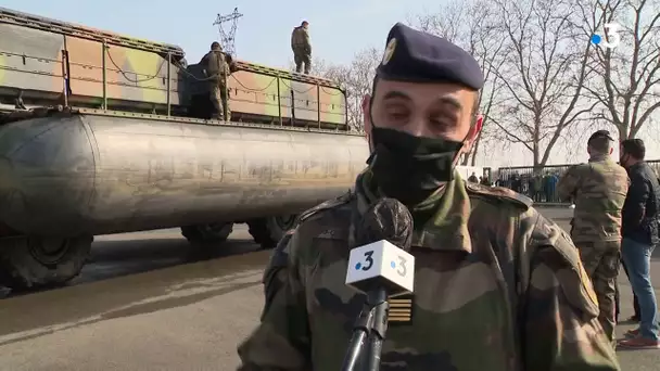 Mâcon : exercice militaire sur la Saône