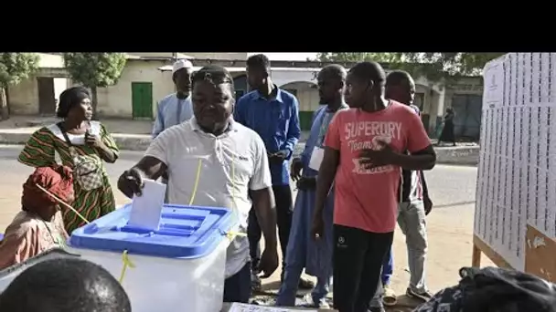 Les Tchadiens votent pour élire leur président après trois ans de pouvoir militaire • FRANCE 24
