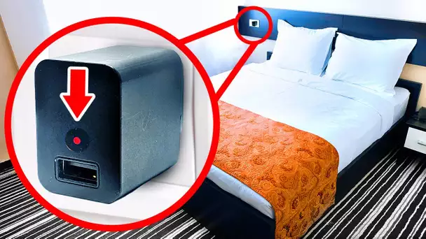 Si Tu Repères Un Chargeur De Téléphone Dans Ta Chambre d’Hôtel, Sors Immédiatement