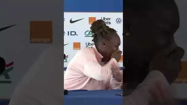 🇫🇷🤣 Le fou rire de Bacha et Baltimore quand on leur pose une question en anglais ! #Shorts