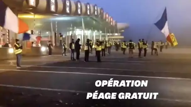 5 décembre : les gilets jaunes mobilisés au péage de Saint-Arnoult (Yvelines)