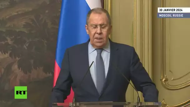 Lavrov : « les États-Unis stockent également leurs armes nucléaires dans cinq pays européens »