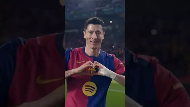 LEWANDOWSKI is feeling it 😁