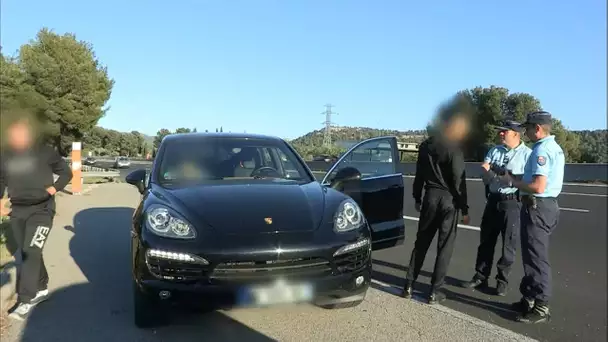 Ils louent un Porsche Cayenne et se prennent pour des pilotes