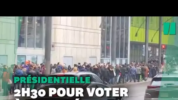 À Montréal, des files d’attente interminables pour voter à la présidentielle