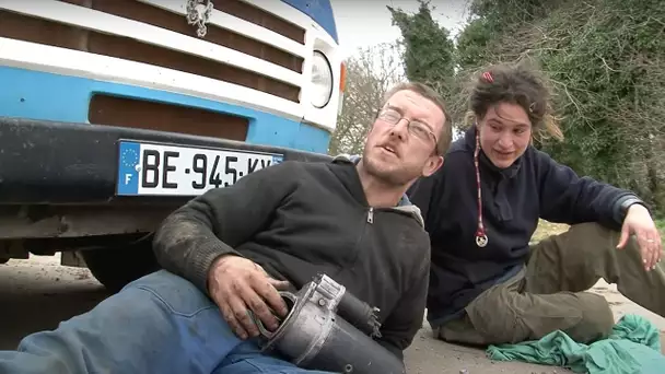 Ma vie de Punk à chien sur la route - Reportage Complet - FULL HD