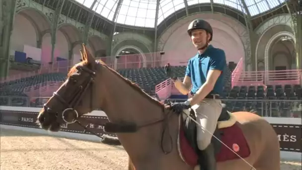 Le Grand Palais transformé en écurie