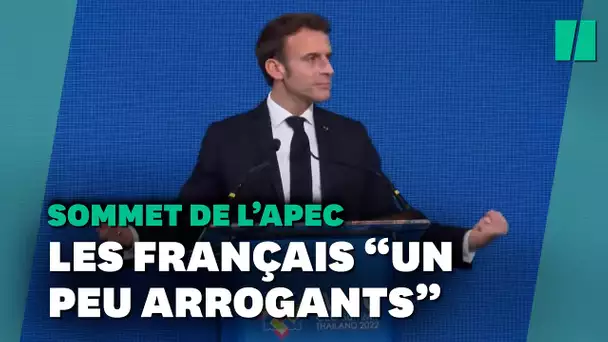 Macron parle des Français « arrogants », l’Élysée défend une « boutade »
