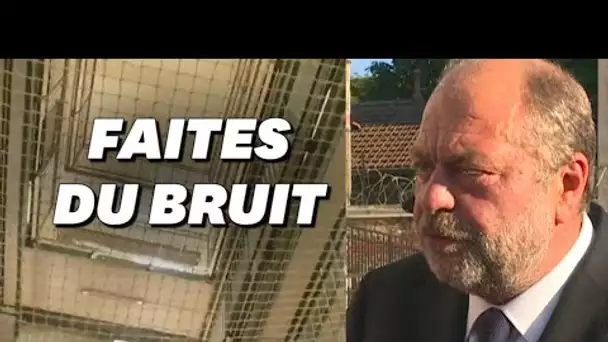 À Fresnes, l'accueil très enthousiaste des détenus au passage d'Éric Dupond-Moretti