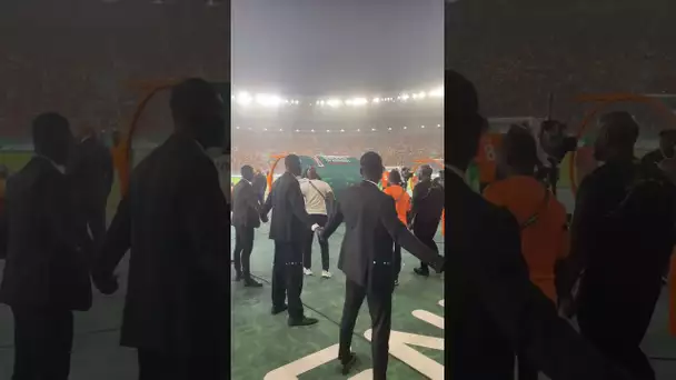 Ça a chauffé très fort entre Hamari Traoré 🇲🇱 et Sébastien Haller 🇨🇮 après la fin du match 😳 #Shorts