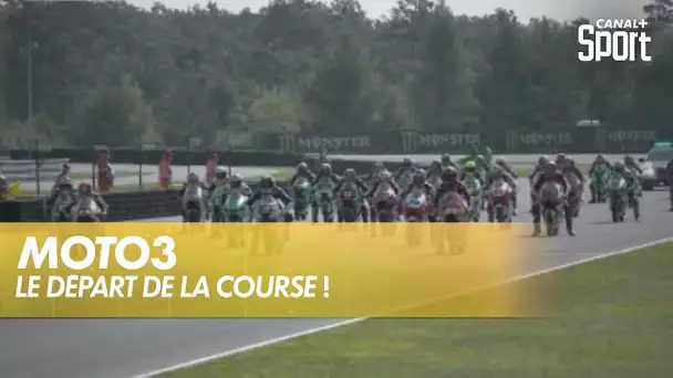 Moto 3 : le départ de la course !