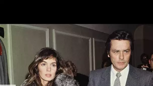 Quand Anne Parillaud H24 évoquait sa romance de trois ans avec Alain Delon  « Il avait le double