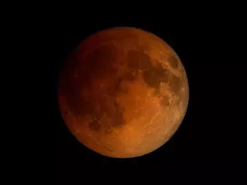 Éclipse totale de la Lune : comment observer ce phénomène rare ?