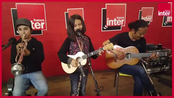 Isaac et Nora chantent ”Eso” de Alvaro Carrillo dans le Mag de l’été