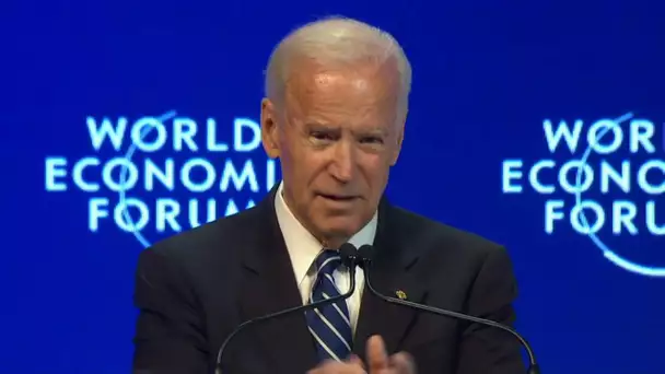 Joe Biden, le vice-président des États-Unis, s’adresse aux participants de forum de Davos