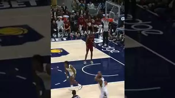 This Poster Dunk Was INSANE | #Shorts
