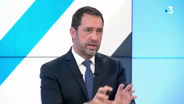 Calais : Christophe Castaner annonce "renforcer les moyens de contrôle"