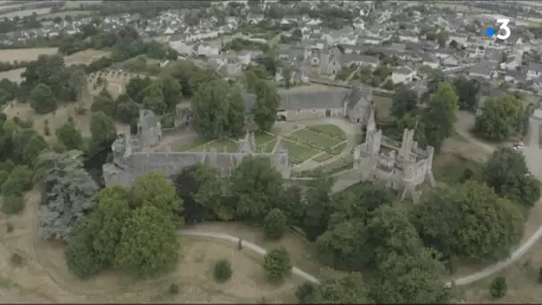 Drone : Maine-et-Loire, le château du Plessis-Macé