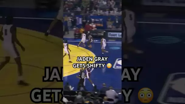 Jaden Gray goes behind the back for the score😤