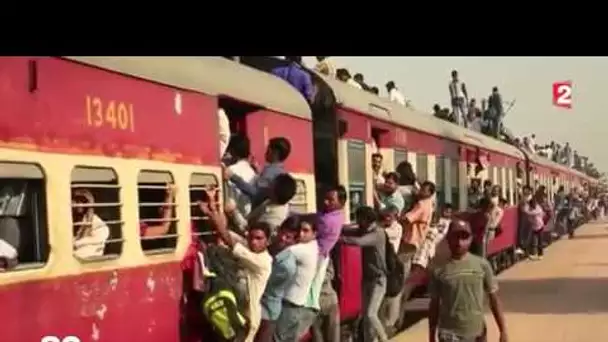 Trains en Inde : quand les voyageurs montent sur le toit
