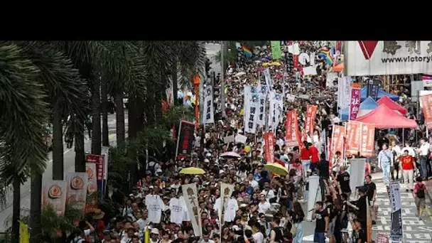 Les uns célèbrent le succès de la rétrocession de Hong-Kong, 21 ans après, d&#039;autres dénoncent la …