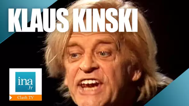 1990 : Klaus Kinski pête les plombs chez Yves Mourousi | Archive INA