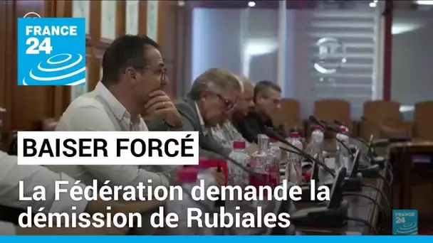 Baiser forcé : la Fédération demande la démission de Luis Rubiales • FRANCE 24