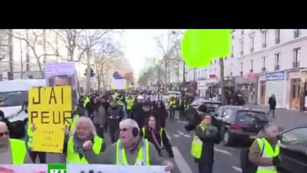 Paris : manifestation pour les retraites et acte 60 des Gilets jaunes
