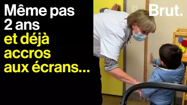 "Ils ne pensent qu'à ça…" : quand l'addiction aux écrans retarde l'apprentissage des enfants