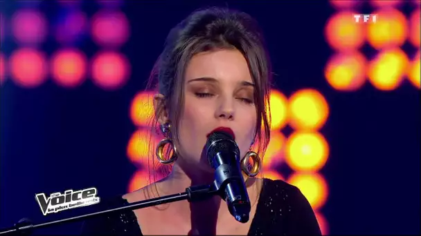 The Voice 2013 | Angelina Wismes VS Fanny Leeb - L&#039;aigle noir (Barbara) | Battle