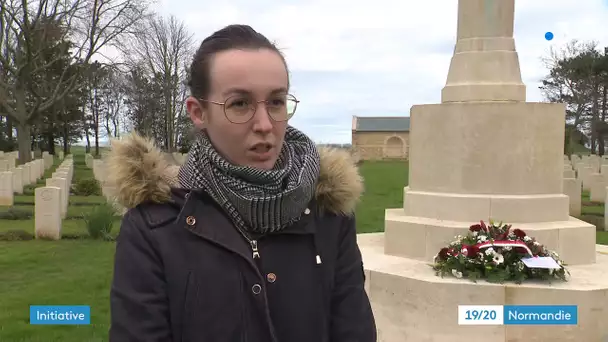 Fleurissement des tombes canadiennes à Juno Beach