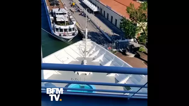Ce passager a filmé le moment où son paquebot percute un quai et un autre bateau à Venise