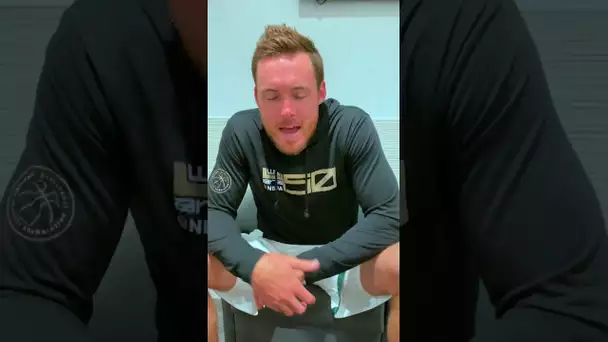 Pat Connaughton Hilarious Trophy Travel Story 😂 | #shorts