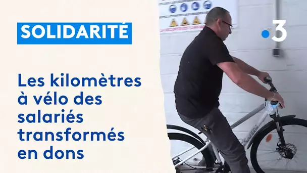 Une entreprise transforme les kilomètres à vélo de ses salariés en dons pour des associations