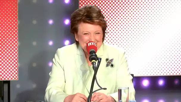 Roselyne Bachelot s'habille comme Zize Dupanier