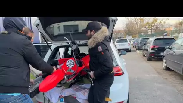 ELLE EST VENUE AVEC SON CROSS DANS LE COFFRE DE SA GTI 🤦‍♂️