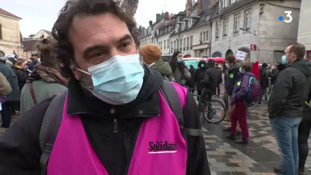 A Besançon et Lons-le-Saunier, manifestation contre la proposition de loi Sécurité globale