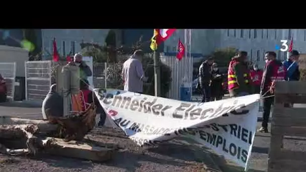 Lattes près de Montpellier : des salariés de l'usine Schneider Electric en grève de la faim