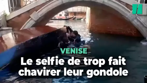 À Venise, une gondole pleine de touristes chavire car ils voulaient prendre le selfie parfait