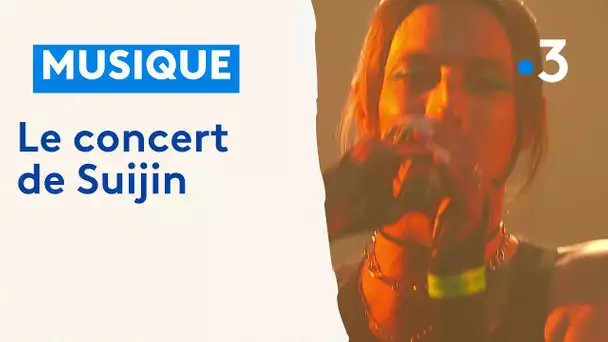 Suijin, rappeuse mélancolique qui s'est produit au Printemps de Bourges