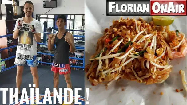 BANGKOK: Mon coach de BOXE THAÏ me fait à manger! - VLOG #527