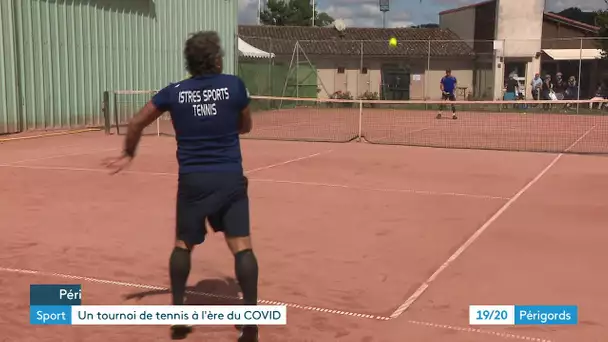 Un tournoi international de tennis sénior à Périgueux