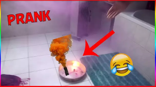 J&#039;AI JETÉ DES FUMIGÈNE EN CACHETTE ! ÉPIC RÉACTION PRANK