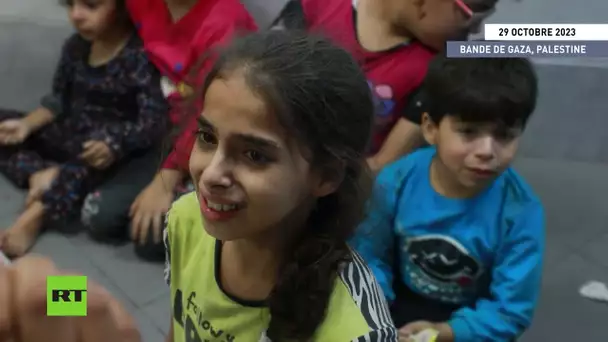 Gaza : des enfants blessés sont soignés à l'hôpital Al Shifa