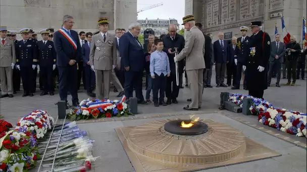 Quand un enfant ravive la flamme d'un soldat inconnu