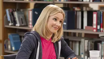 Netflix : Kristen Bell devient la femme à la fenêtre dans la bande-annonce dévoilée de cette comédie satirique