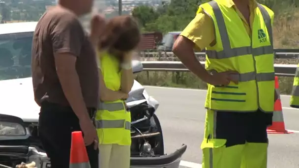 ELLE S'ENDORT AU VOLANT, ILS ECHAPPENT AU PIRE DE JUSTESSE