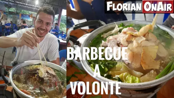 Un BARBECUE à VOLONTE pour 5 euros en THAILANDE - VLOG #531