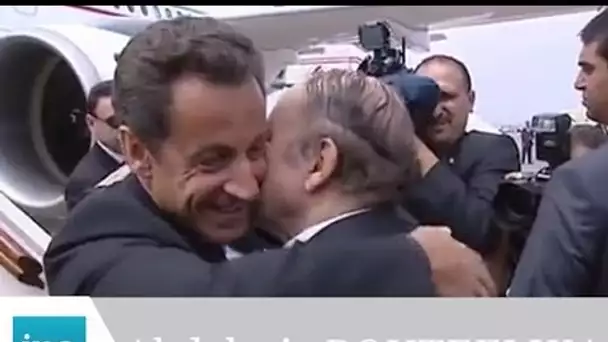 Abdelaziz Bouteflika reçoit Nicolas Sarkozy en Algérie - Archive INA
